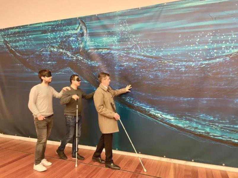 COVID-19: &iquest;C&oacute;mo vivir sin tocar cuando no ves bien?